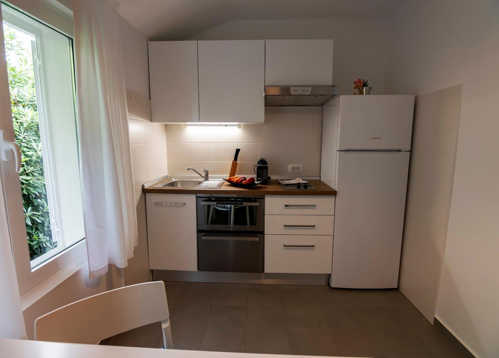 Haus Helga Apartment Rab Town Exterior photo